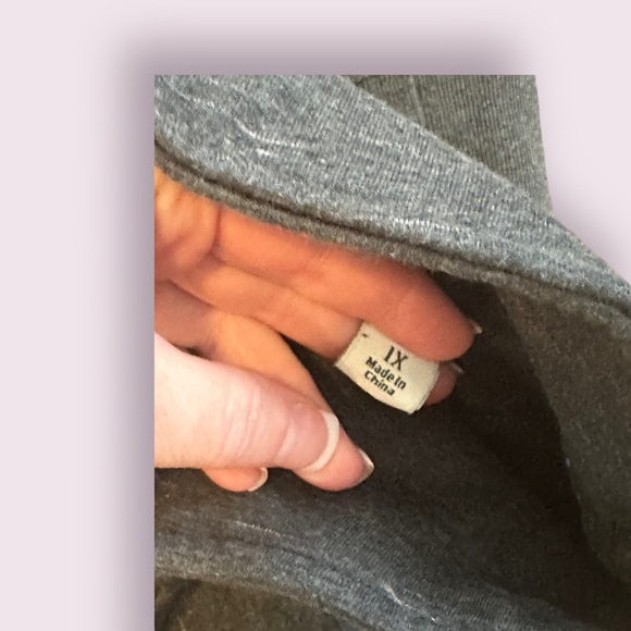 EUC L.L. Bean Gray Size 1X sweatshirt with leather pull quarter zip - Picture 5 of 5